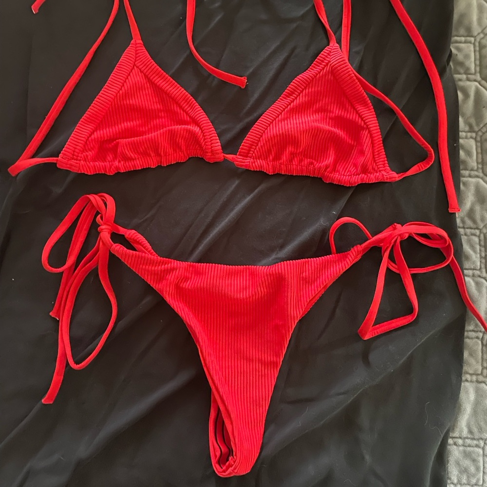 Frankie’s Bikini- red- new without tags